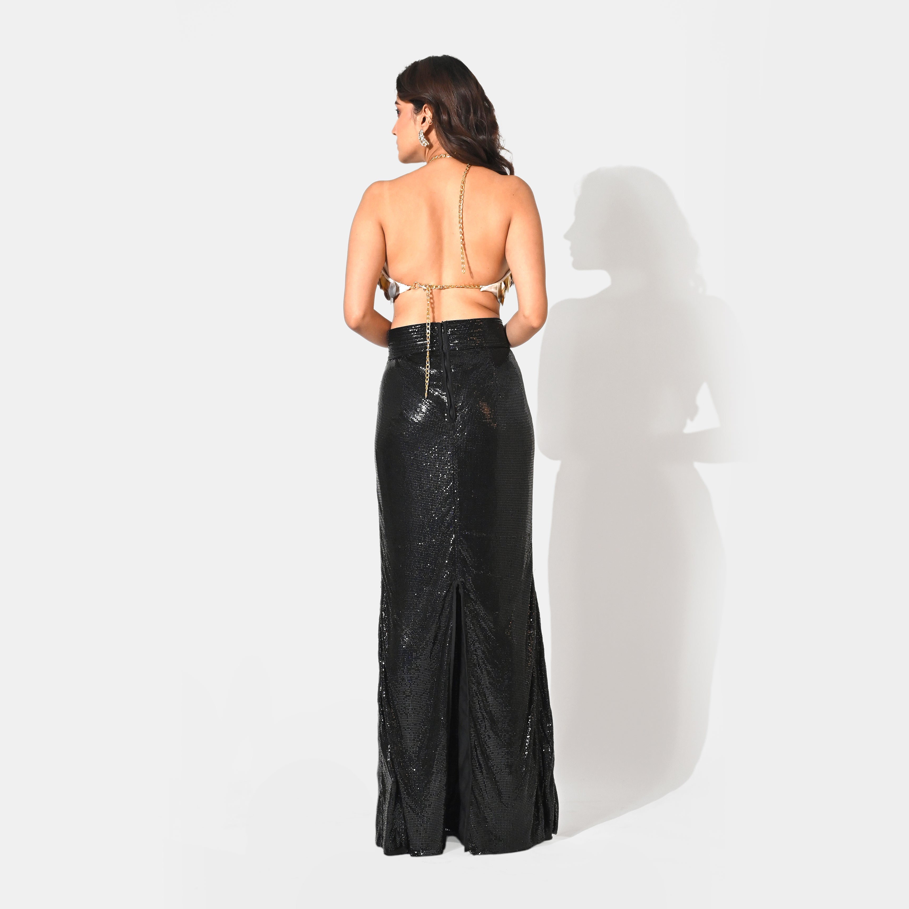 MARINA MOTHER OF PEARLS HALTER CROP TOP